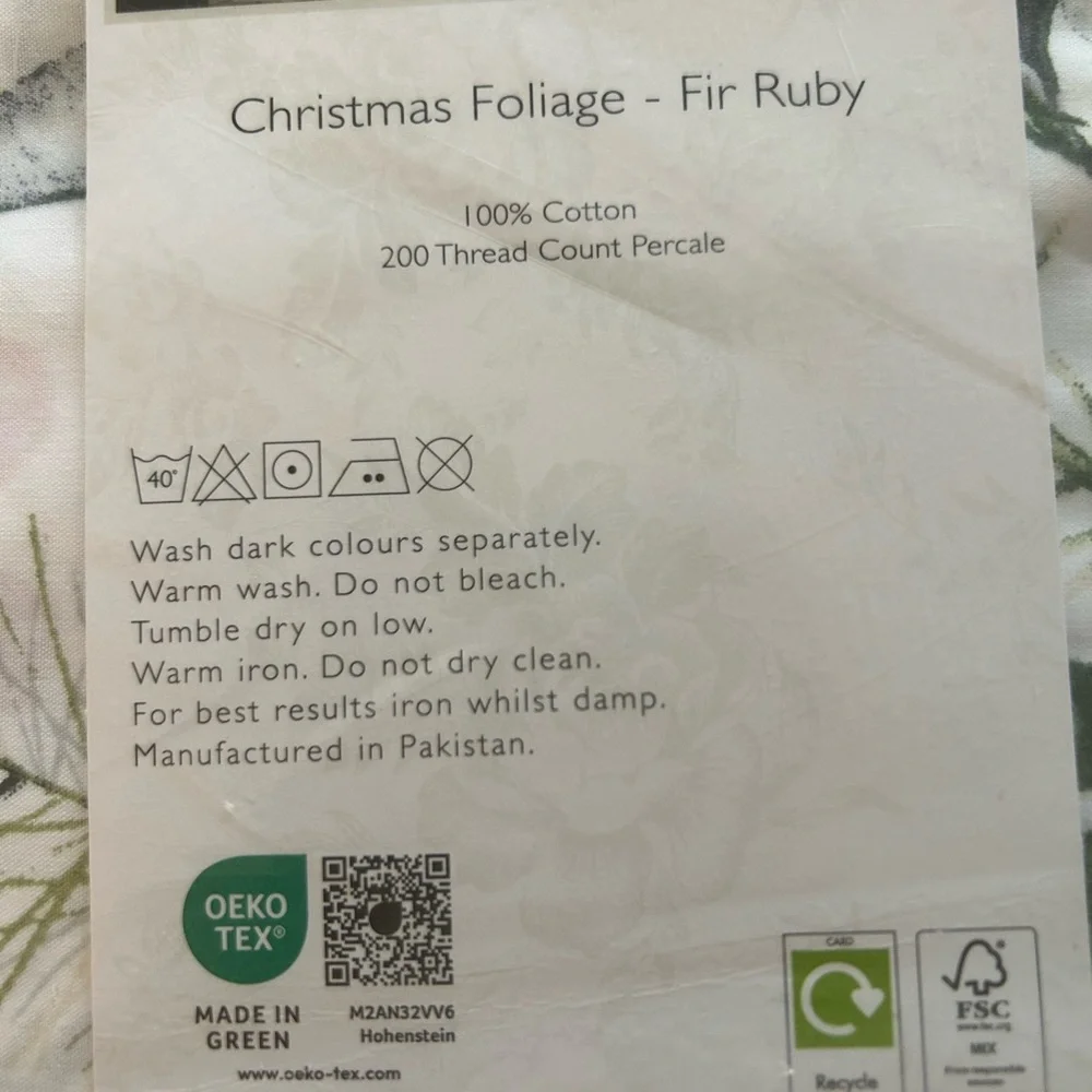 Cabbages & Roses King Size 3 pc. Duvet Set. Christmas Foliage- Fir Ruby. NWT